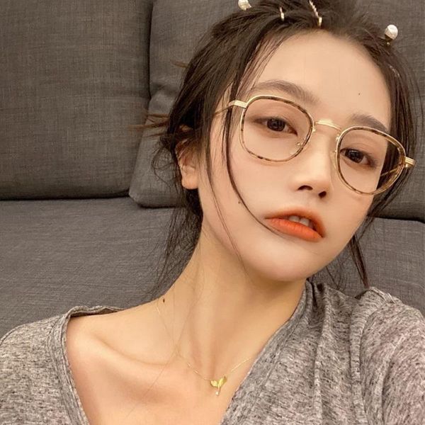 sunglasses retro literary anti-blue glasses women fashion plain men eyewear cute decorative computer, White;black
sunglasses retro literary anti-blue glasses women fashion plain men eyewear cute decorative computer, White;black