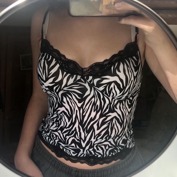 2021 new arrivals summer fashion spaghetti strap v neck lace pirnt bodycon high street women camis, White
2021 new arrivals summer fashion spaghetti strap v neck lace pirnt bodycon high street women camis, White