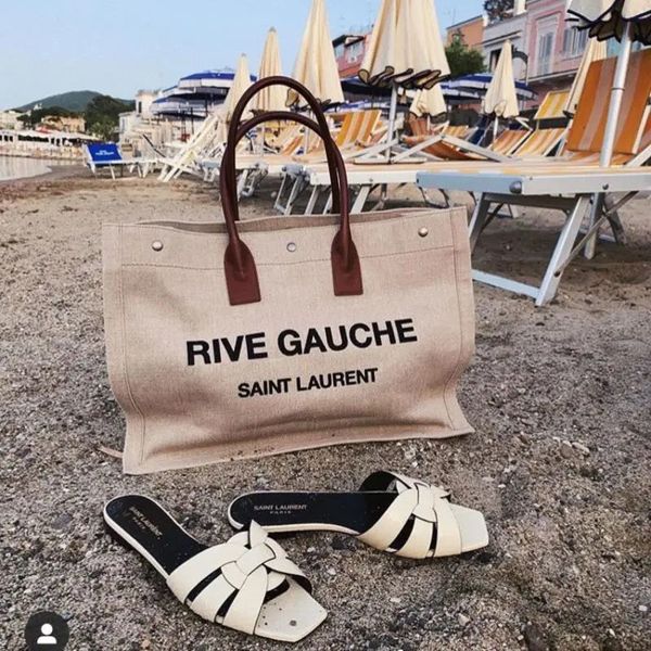2021 canvas letter shopping bag ins same women's leisure fashion luxuryss designerss yw
2021 canvas letter shopping bag ins same women's leisure fashion luxuryss designerss yw