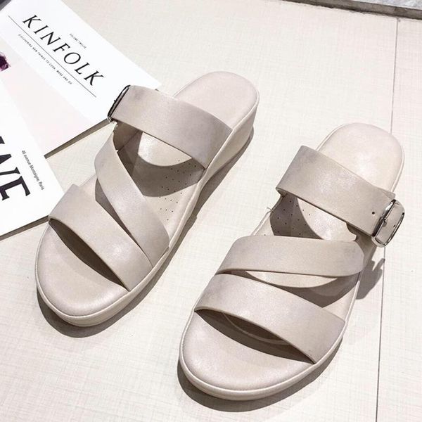 slippers women casual summer flat beach female crystal rivets slides slipper shoes for girls fashion woman leisure footwear, Black
slippers women casual summer flat beach female crystal rivets slides slipper shoes for girls fashion woman leisure footwear, Black