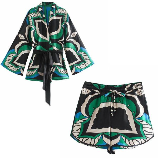 women's shorts elegant woman red print shirt suits spring fashion ladies indie folk vinatge beach, White;black
women's shorts elegant woman red print shirt suits spring fashion ladies indie folk vinatge beach, White;black