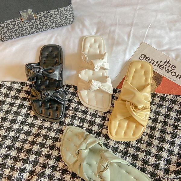 slippers gentle wind ladies for outer wear, summer style flat bottom low heel elegant slippers, soft and comfortable., Black
slippers gentle wind ladies for outer wear, summer style flat bottom low heel elegant slippers, soft and comfortable., Black