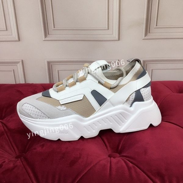 2021 designer shoes rhyton sneakers beige mens trainers vintage luxury chaussures ladies shoe designers sneaker, Red;white
2021 designer shoes rhyton sneakers beige mens trainers vintage luxury chaussures ladies shoe designers sneaker, Red;white