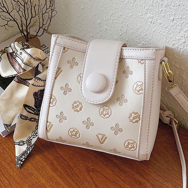 evening bags small bucket shoulder for women printing designer messenger bag silk scarf ladies crossbody pure color square handbags
evening bags small bucket shoulder for women printing designer messenger bag silk scarf ladies crossbody pure color square handbags