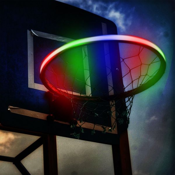 vchuang night field uses solar led basketball light strip, waterproof led long basketball stand light.
vchuang night field uses solar led basketball light strip, waterproof led long basketball stand light.