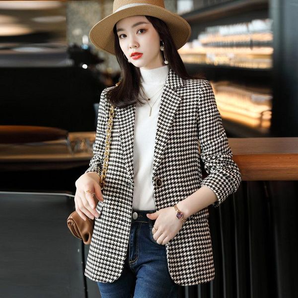 women's suits & blazers large size s-4xl plaid suit jacket for women spring autumn casual fashion street style ladies small jackets aq1, White;black
women's suits & blazers large size s-4xl plaid suit jacket for women spring autumn casual fashion street style ladies small jackets aq1, White;black