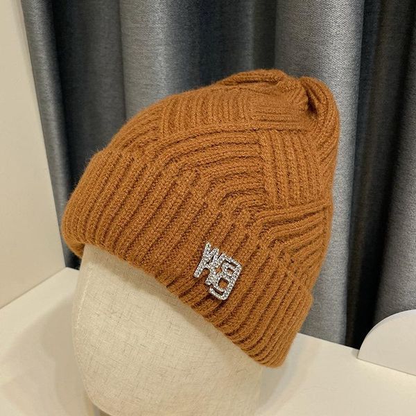beanies 2021 winter wool knitted hat for women diamonds letter female ladies casual ski cap bonnet skullies
beanies 2021 winter wool knitted hat for women diamonds letter female ladies casual ski cap bonnet skullies