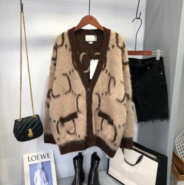 2021 autumn fashion women's sweater designer high-end mohair autumns and winter g-printed temperament v-neck comfortable warm, White;black
2021 autumn fashion women's sweater designer high-end mohair autumns and winter g-printed temperament v-neck comfortable warm, White;black