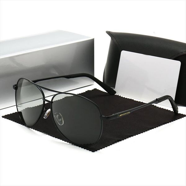 polarized sunglasses men metal alloy mercede 811 pilot discolor lens day and night glasses for driving fishing gafas de sol, White;black
polarized sunglasses men metal alloy mercede 811 pilot discolor lens day and night glasses for driving fishing gafas de sol, White;black