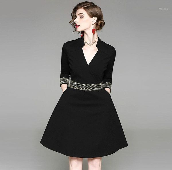 casual dresses women vintage 2021 spring autumn fashion 3/4 sleeved black party dress ladies elegant v neck office wear robe, Black;gray 
casual dresses women vintage 2021 spring autumn fashion 3/4 sleeved black party dress ladies elegant v neck office wear robe, Black;gray