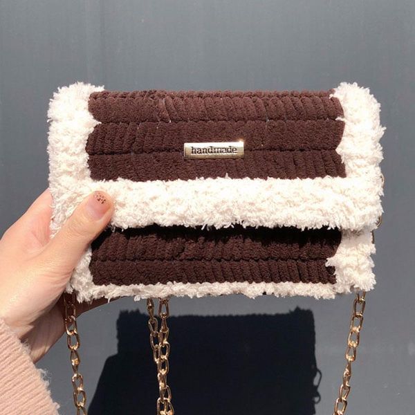 wallets 2021 women wallet magnet hand-woven bags pom wool shoulder messenger female material bag plush knit girlfriend gifts, Red;black
wallets 2021 women wallet magnet hand-woven bags pom wool shoulder messenger female material bag plush knit girlfriend gifts, Red;black