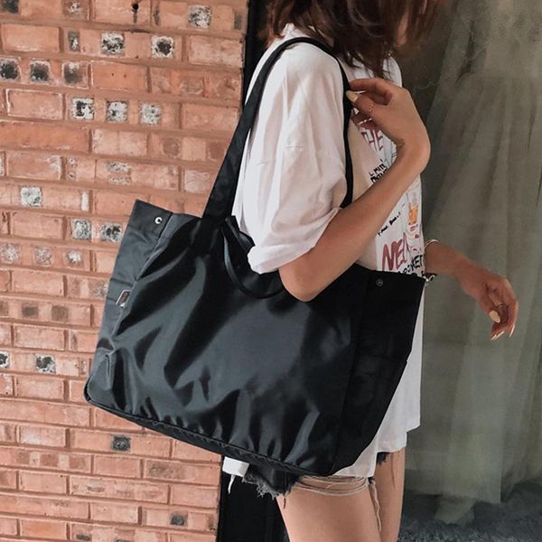 handbag women luxurys designers bags 2021 crossbody bag casual waterproof nylon b purse multi pochette louisbags_18
handbag women luxurys designers bags 2021 crossbody bag casual waterproof nylon b purse multi pochette louisbags_18