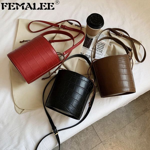 trendy alligator pattern women bucket bag elegant designer drawstring fashion crossbody bag luxury crocodile solid color handbag c0228
trendy alligator pattern women bucket bag elegant designer drawstring fashion crossbody bag luxury crocodile solid color handbag c0228