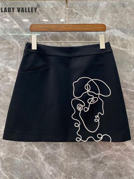 skirts heavy craft retro pan flower cartoon character pattern high waist bag hip skirt ladies spring fashion wild a word, Black
skirts heavy craft retro pan flower cartoon character pattern high waist bag hip skirt ladies spring fashion wild a word, Black
