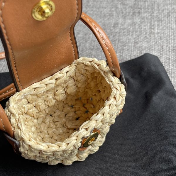 2022 luxury straw plaited crossbody mini bags for penny lipsticks headphones brand shoulder bag 062302, Red;black
2022 luxury straw plaited crossbody mini bags for penny lipsticks headphones brand shoulder bag 062302, Red;black