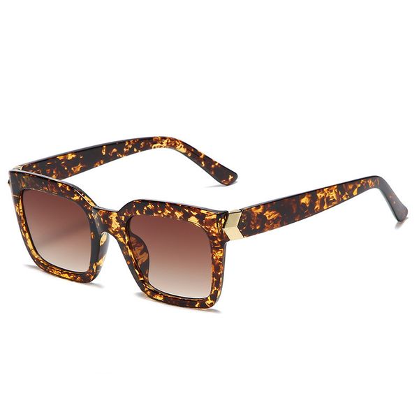 2020 new sunglasses european and american fashion trend street scross border sunglasses personalized sunglasses uv400
2020 new sunglasses european and american fashion trend street scross border sunglasses personalized sunglasses uv400