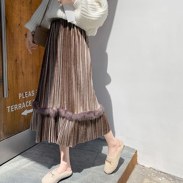 2021 new autumn winter gold veet pleated women long patchwork rabbit fur skirt elegant vintage a-line midi skirts female party 04je, Black
2021 new autumn winter gold veet pleated women long patchwork rabbit fur skirt elegant vintage a-line midi skirts female party 04je, Black