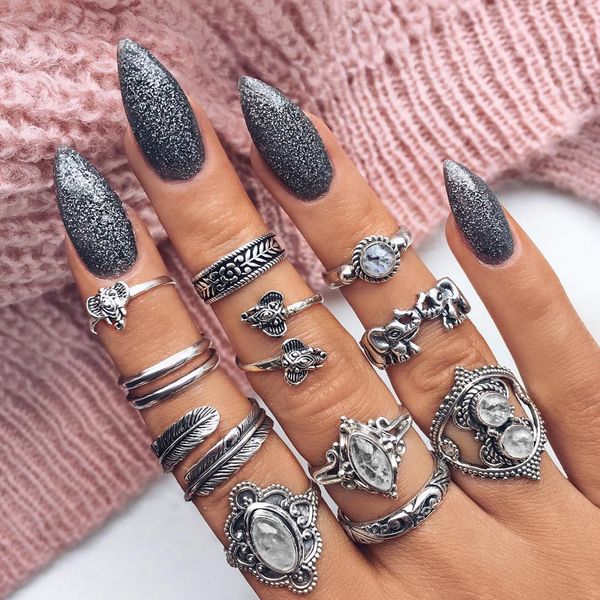 bohemian gold chain rings set for women fashion boho coin snake moon rings party trend jewelry gift, Golden;silver
bohemian gold chain rings set for women fashion boho coin snake moon rings party trend jewelry gift, Golden;silver