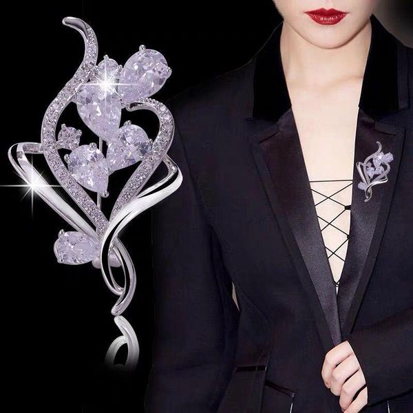pins, brooches high-grade alloy flower brooch all-match shawl sweater for women cardigan corsage pin, Gray
pins, brooches high-grade alloy flower brooch all-match shawl sweater for women cardigan corsage pin, Gray