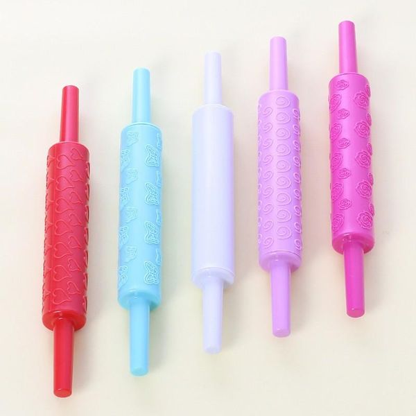 rolling pins & pastry boards pastic non-stick fondant pin tool portable embossed heart pattern cake decorating tool- sk1
rolling pins & pastry boards pastic non-stick fondant pin tool portable embossed heart pattern cake decorating tool- sk1