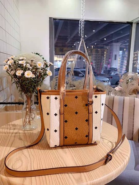 new color matching leather backpack handbag printed shoulder bag messenger beach bags for woman purses handbags women totes ing
new color matching leather backpack handbag printed shoulder bag messenger beach bags for woman purses handbags women totes ing