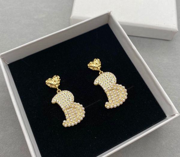 new fashion letter stud earrings aretes for lady women party wedding lovers gift engagement jewelry for bride with box nrj, Golden
new fashion letter stud earrings aretes for lady women party wedding lovers gift engagement jewelry for bride with box nrj, Golden