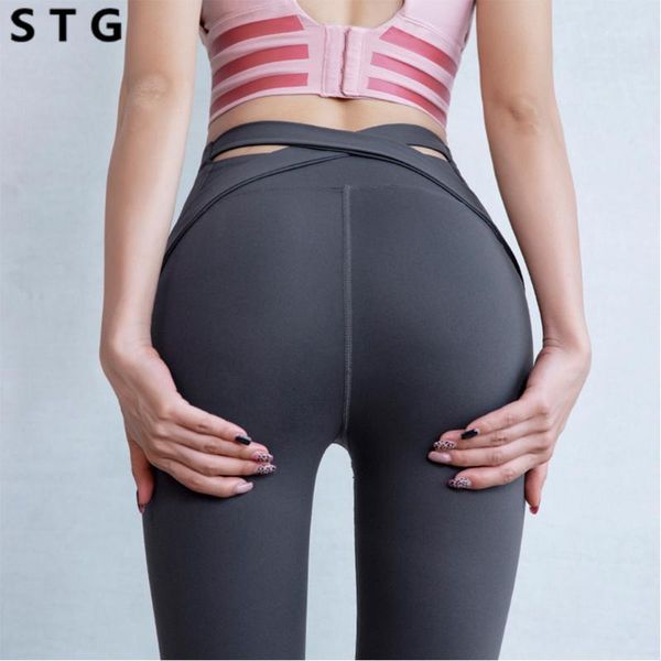 high waist seamless yoga pants bupush up sport leggings gym fitness compression tights workout running trousers outfit1
high waist seamless yoga pants bupush up sport leggings gym fitness compression tights workout running trousers outfit1
