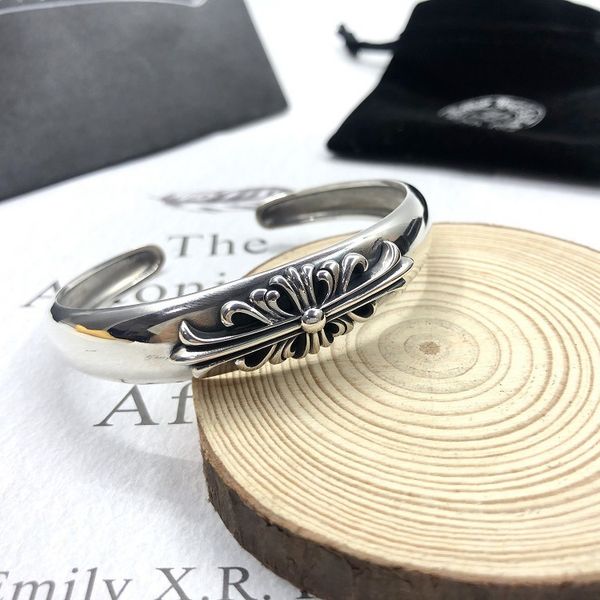 factory wholesale s925 sterling silver croquet cross rattan open classic smooth cross bracelet for men and women hea/rtsch/rome
factory wholesale s925 sterling silver croquet cross rattan open classic smooth cross bracelet for men and women hea/rtsch/rome