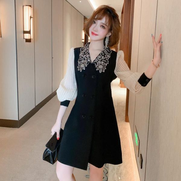 casual dresses awarose fashion embroidery flower lantern long sleeve double breasted high waist patchwork elegant party dress women vestidos, Black;gray
casual dresses awarose fashion embroidery flower lantern long sleeve double breasted high waist patchwork elegant party dress women vestidos, Black;gray