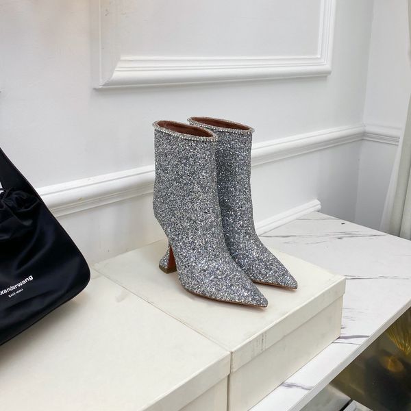 designer women shoes ankle boot luxury with chain bottom booty brand lady knight booties party wedding, Red;white
designer women shoes ankle boot luxury with chain bottom booty brand lady knight booties party wedding, Red;white