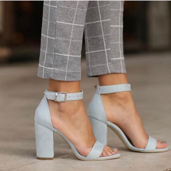 dress shoes mst-1037 bayan classic thick short heels casual women's wrist band buckle 34-42 numaralar stiletto sandals, Black
dress shoes mst-1037 bayan classic thick short heels casual women's wrist band buckle 34-42 numaralar stiletto sandals, Black