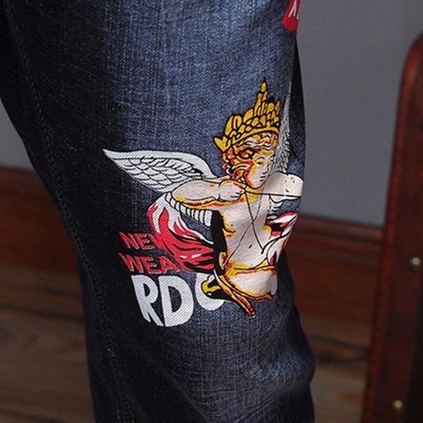 men's jeans mid-waist elastic fabric, realistic embroidery, cupid pattern, hole patch, casual fashion, Blue
men's jeans mid-waist elastic fabric, realistic embroidery, cupid pattern, hole patch, casual fashion, Blue