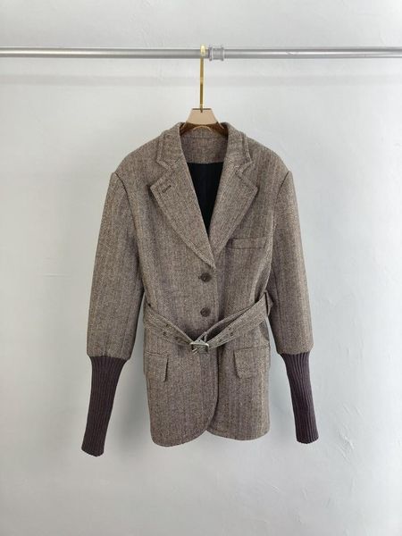 women's suits & blazers 2021 ladies fashion knitted long sleeve lapel woolen suit 1231, White;black
women's suits & blazers 2021 ladies fashion knitted long sleeve lapel woolen suit 1231, White;black