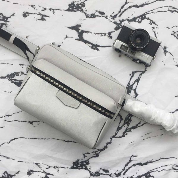 mens shoulder messenger bag handbag spring men women fashion show postman crossbody functional practical bags available in multiple col277a
mens shoulder messenger bag handbag spring men women fashion show postman crossbody functional practical bags available in multiple col277a