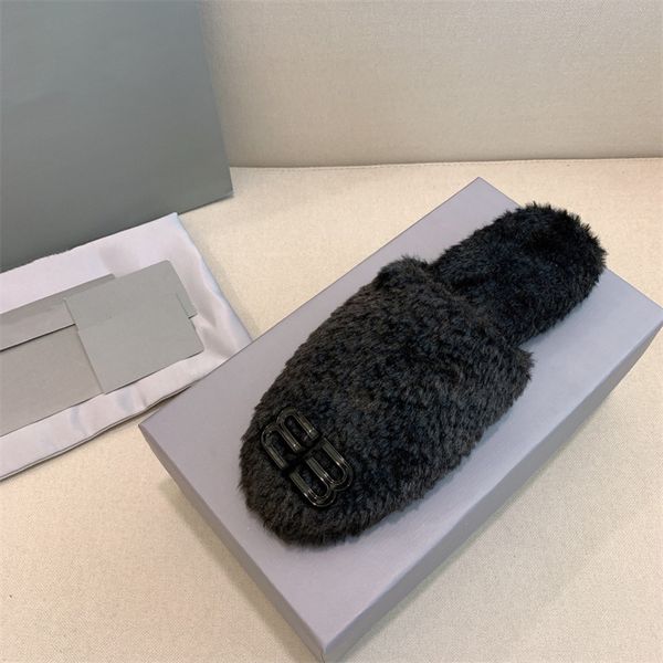 2021 winter paris designer womens slide sandals slippers flip flops luxury flat high heels rubber leather wool slippers casual shoes loafers, Black
2021 winter paris designer womens slide sandals slippers flip flops luxury flat high heels rubber leather wool slippers casual shoes loafers, Black