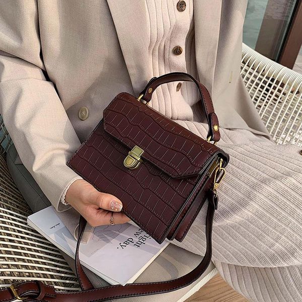 shoulder bags stone pattern square tote bag 2021 fashion quality pu leather women's designer handbag lock messenger
shoulder bags stone pattern square tote bag 2021 fashion quality pu leather women's designer handbag lock messenger