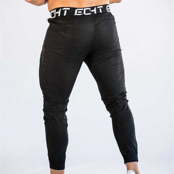2021 men fashion sweatpants casual new fitness trousers stitching elastic soft slim fit sports pencil pants v5n9, Black
2021 men fashion sweatpants casual new fitness trousers stitching elastic soft slim fit sports pencil pants v5n9, Black