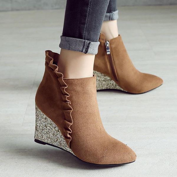 boots aiweiyi lady pointed toe shoes woman suede flowers high heels sequins temperament female basic, Black
boots aiweiyi lady pointed toe shoes woman suede flowers high heels sequins temperament female basic, Black