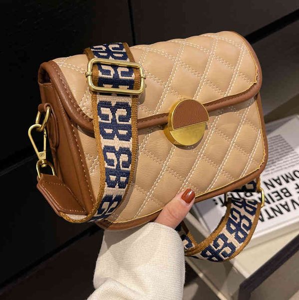2022 factory outlet wide strap letter chaoling lattice small square ins single shoulder messenger buckle women's bag 1ns2
2022 factory outlet wide strap letter chaoling lattice small square ins single shoulder messenger buckle women's bag 1ns2
