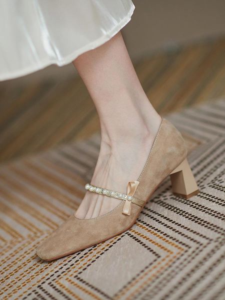 dress shoes high heels 2021 retro thick heel pumps banquet temperament bow single pearl mary jane women's, Black
dress shoes high heels 2021 retro thick heel pumps banquet temperament bow single pearl mary jane women's, Black