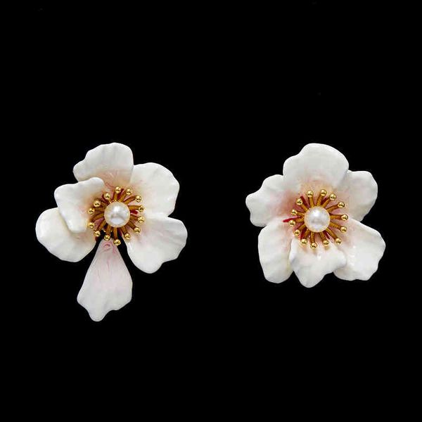earrings charms enamel colored glaze white cherry blossom asymmetric korean fashion sweet three-dimensional petal female, Golden
earrings charms enamel colored glaze white cherry blossom asymmetric korean fashion sweet three-dimensional petal female, Golden