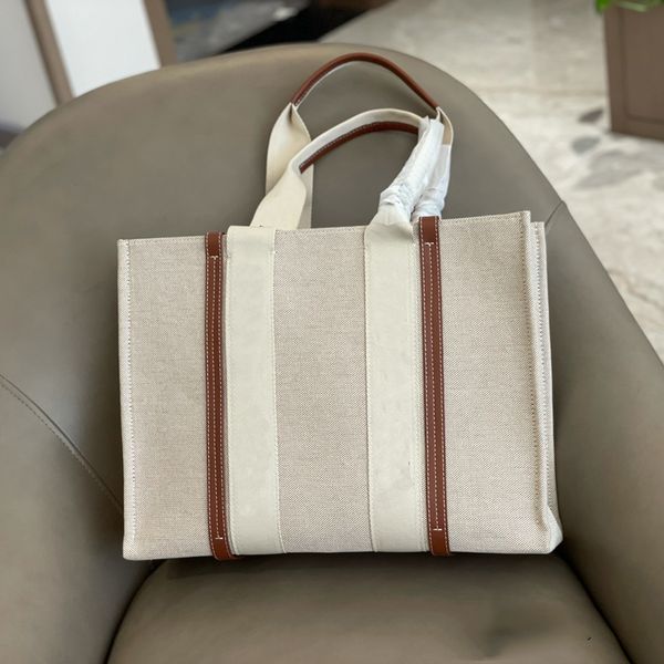 women luxurys designers bag shoulder bages handbag fashion large capacity female fashion bags canvas material high quanlity
women luxurys designers bag shoulder bages handbag fashion large capacity female fashion bags canvas material high quanlity