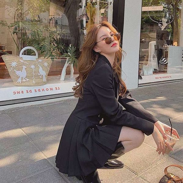 temperament size new black spring dress suit large women's 2021 fat mm temperament slim waist long sleeve pleated skirt hot, Black;gray
temperament size new black spring dress suit large women's 2021 fat mm temperament slim waist long sleeve pleated skirt hot, Black;gray