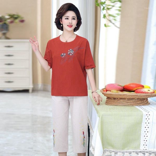 red blue flower embroidery 2pcs suit set short sleeve and cropped pant twinset clothes plus size outfit chinese style 2021 women's trac, Gray
red blue flower embroidery 2pcs suit set short sleeve and cropped pant twinset clothes plus size outfit chinese style 2021 women's trac, Gray
