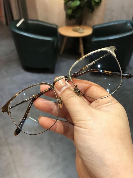 fashion sunglasses frames 2021 classic vintage titanium frame for men and women glasses computer myopia lens 140mm, Black
fashion sunglasses frames 2021 classic vintage titanium frame for men and women glasses computer myopia lens 140mm, Black