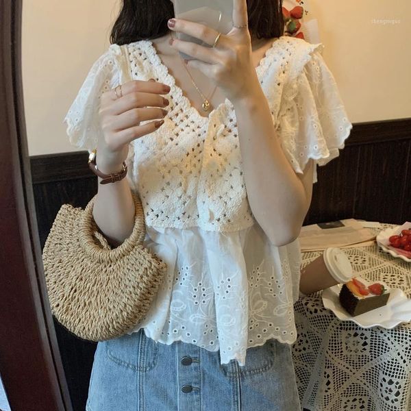 korean lace splicing v-neck women butterfly sleeve flower hollowed out sweet summer short blouses woman 2021 women's & shirts, White
korean lace splicing v-neck women butterfly sleeve flower hollowed out sweet summer short blouses woman 2021 women's & shirts, White