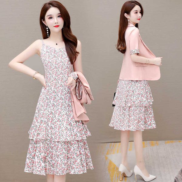 drs suit 2021 women's summer fashion age reduction 2-piece suit skirt for work occupation autumn this year, Black;gray
drs suit 2021 women's summer fashion age reduction 2-piece suit skirt for work occupation autumn this year, Black;gray