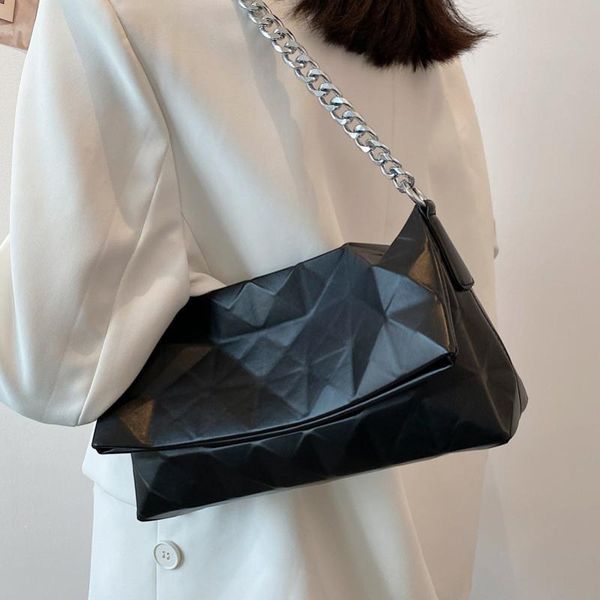 cross body brand designer ladies underarm bag 2021 korean version of retro thick chain three-dimensional shoulder messenger
cross body brand designer ladies underarm bag 2021 korean version of retro thick chain three-dimensional shoulder messenger