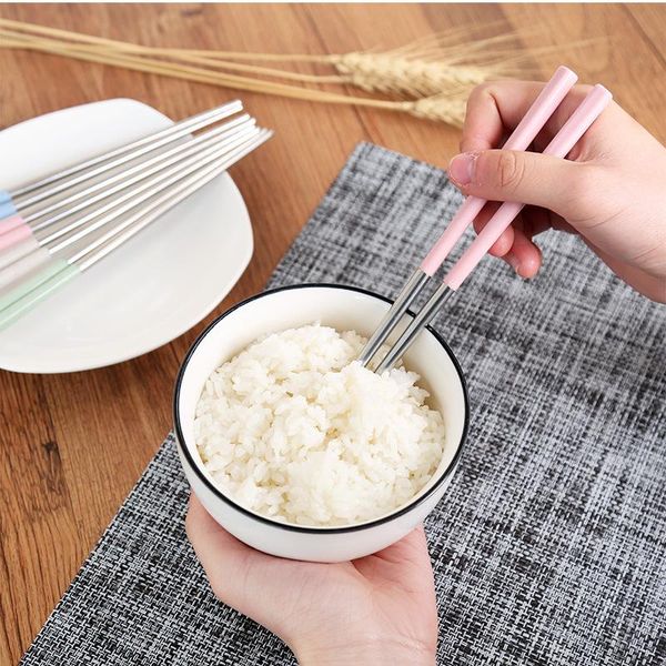 1 pair stainless steel chopsticks length white flower laser engraving patterns sticks portable reusable chopstick
1 pair stainless steel chopsticks length white flower laser engraving patterns sticks portable reusable chopstick