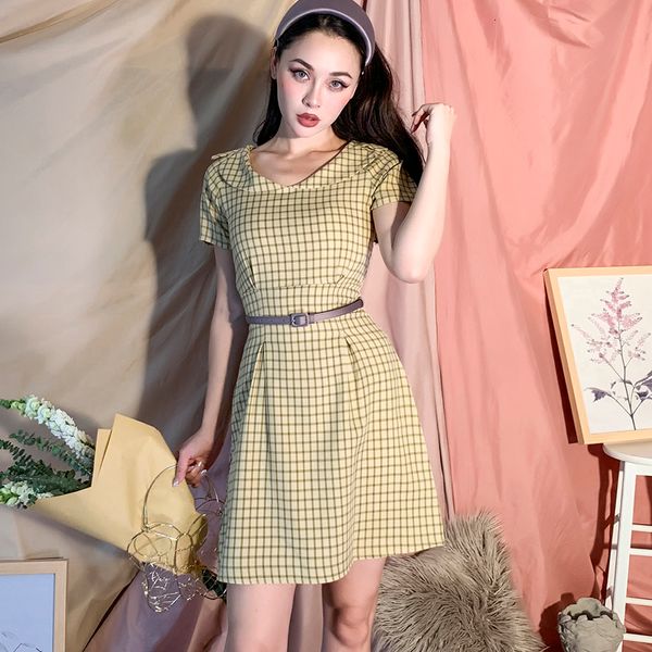2021 vintage mustard yellow plaid dress female empire turn down collar the line dressed vnuu, Black;gray
2021 vintage mustard yellow plaid dress female empire turn down collar the line dressed vnuu, Black;gray